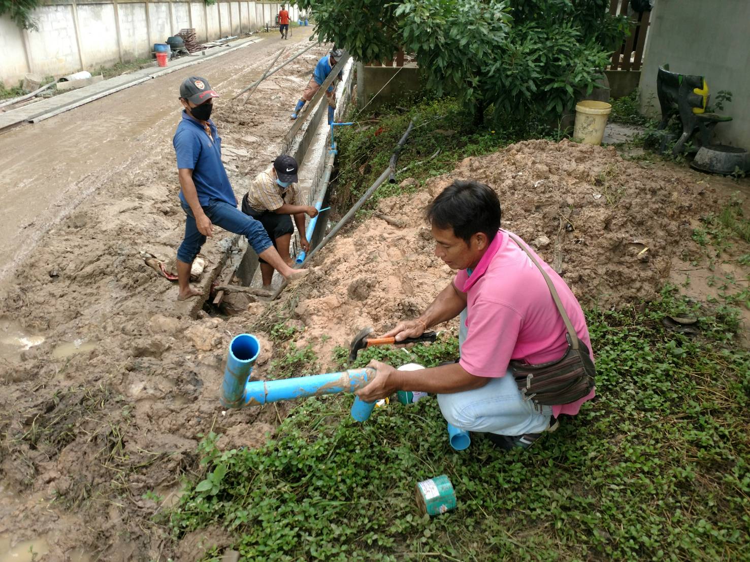 ตรวจเช็คระบบผลิตน้ำและแก้ไขท่อ ถ.หลักเขต