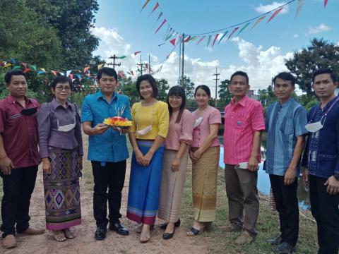 สิบสานประเพณีลอยกระทง