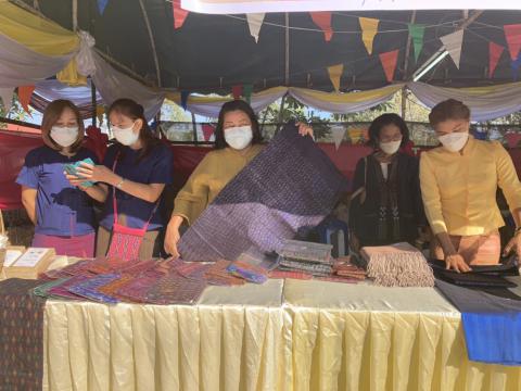 งานประเพณีบุญกุ้มข้าวใหญ่ข้าวจี่ยักษ์2564