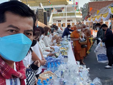 งานประเพณีบุญกุ้มข้าวใหญ่ข้าวจี่ยักษ์2564