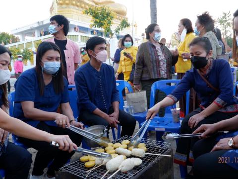 งานประเพณีบุญกุ้มข้าวใหญ่ข้าวจี่ยักษ์2564